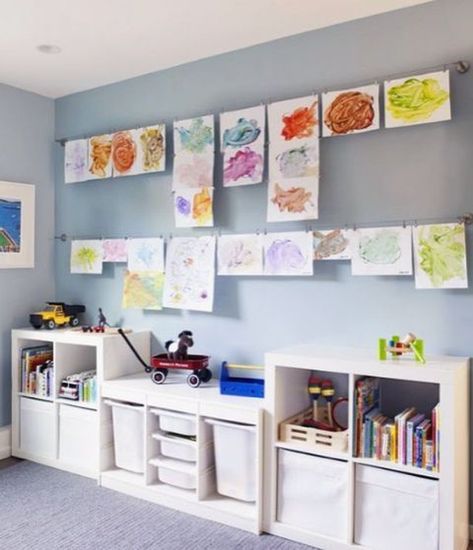 Getting it Done Organizing on Instagram: “Cute kids rooms with solutions that are simple & practical: cubes with books and bins for toys, drawers and artwork on display! 🎨” Kallax Kids Room, Ikea Kids Playroom, Ikea Organisation, Trofast Ikea, Kids Playrooms, Kids Bedroom Organization, Ikea Organization, Ikea Kids, Storage Kids Room