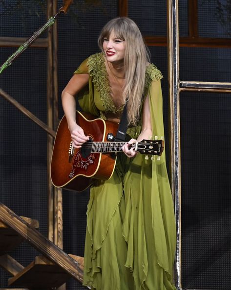 she is insanely gorgeous 💚 @taylorswift #taylorswift #taylornation #taylorsversion Folklore Dress, Nepo Baby, F1 Wag, Special Event Dresses, Pretty Angel, Taylor Swift Hair, Middle Name, Taylor Swift (lyrics), Taylor Swift Fan