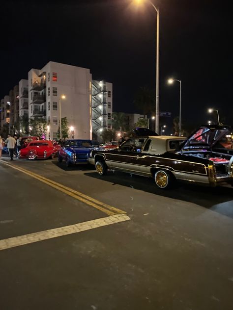 Low Riders, Lowrider Trucks, Aztec Art, Lowrider Cars, Drift Cars, Low Rider, Cute Couple Pictures, Retro Cars, Couple Pictures