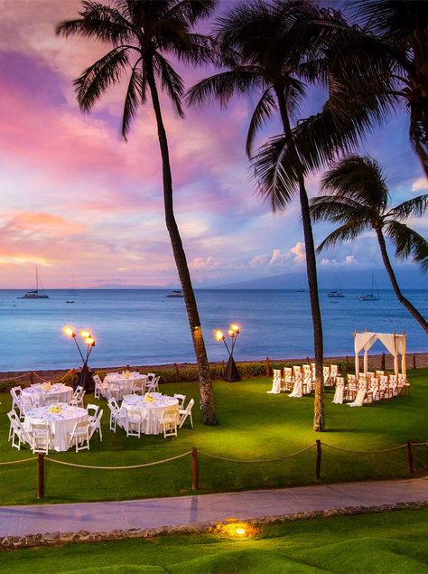 #Ad Westin Maui Resort & Spa dreamy sherbet-colored skies at sunset. Ideally located on Hawaii's Kaanapali Beach, @thewestinmaui features stunning views of the sparkling Pacific ocean dotted with sailboats. The Oceanfront Lawn is a whimsical outdoor venue perfect for intimate wedding ceremonies and receptions. #WestinMaui #Maui #Hawaii #Wedding #Destination #DestinationWedding #Honeymoon #Vacation #Beach #BeachWedding Beach Lawn Wedding, Small Beach Wedding Ideas Romantic, Beach Wedding Hawaii, Hawaii Beach Party, Beach Sunset Wedding, Intimate Wedding Beach, Wedding In Hawaii, Sunset Beach Wedding, Small Beach Wedding Ceremony