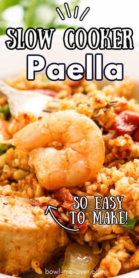 Paella in white bowl with shrimp and rice. With Pinterest overlay. Easy Seafood Crockpot Recipes, Slow Cooker Paella Recipe, Slow Cooker Paella, Slow Cooker Seafood Recipes, Crockpot Paella, Seafood Crockpot Recipes, Shrimp Crockpot Recipes, Seafood Fajitas, Crockpot Seafood