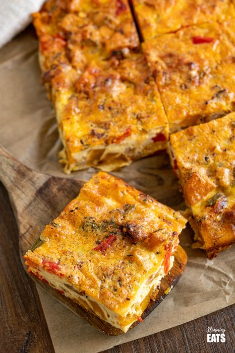 Red Pepper Quiche, Butternut Squash Quiche, Pepper Quiche, Savoury Slice, Quiche Recipes Easy, Butternut Squash Recipes, Crustless Quiche, Tasty Vegetarian Recipes, Quiche Recipes