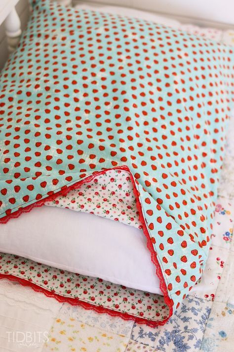 Ruffle pillow case