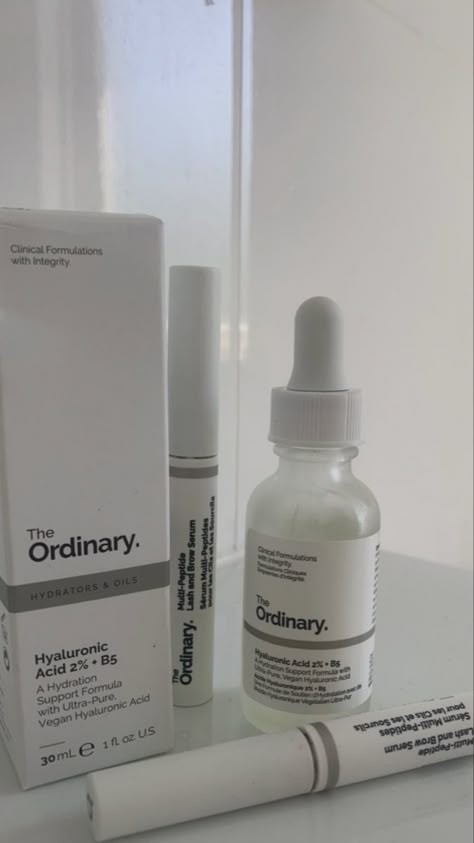 skincare 
ordinary aesthetic The Ordinary Lash Serum, Sarah Logan, Life Hacks Every Girl Should Know, Lash Serum, Pretty Skin Care, Bath And Body Care, Pretty Skin, Freshman Year, Face Skin Care