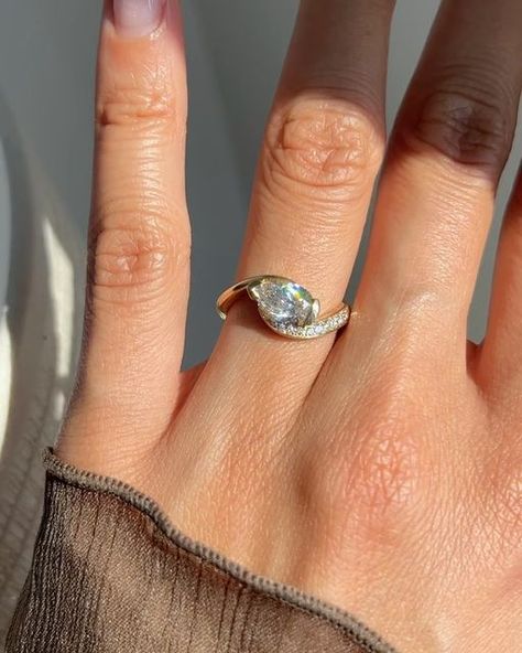 Rapture Ring, Ethereal Engagement Ring, Engagement Ring Upgrade, Ring Upgrade, Cute Engagement Rings, Pear Engagement Ring, Ocean Inspired, Pear Diamond, Diamond Set