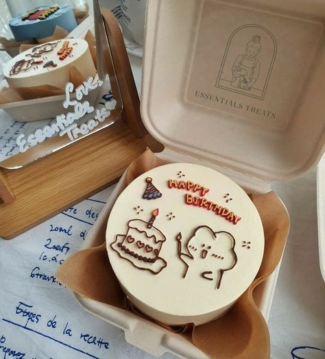 Birthday Cake For Boyfriend, Cake Designs For Girl, Cake For Boyfriend, Small Birthday Cakes, Cake Cafe, Korean Cake, The Wedding Cake, Simple Cake Designs, Funny Birthday Cakes