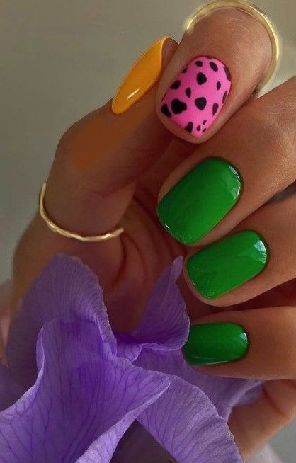 Green And Pink Manicure, Summer Nail Art Ideas, Club Tropicana, App Filter, Summer Nail Art, Lovely Nails, Airbrush App, Pointed Nails, Aim High