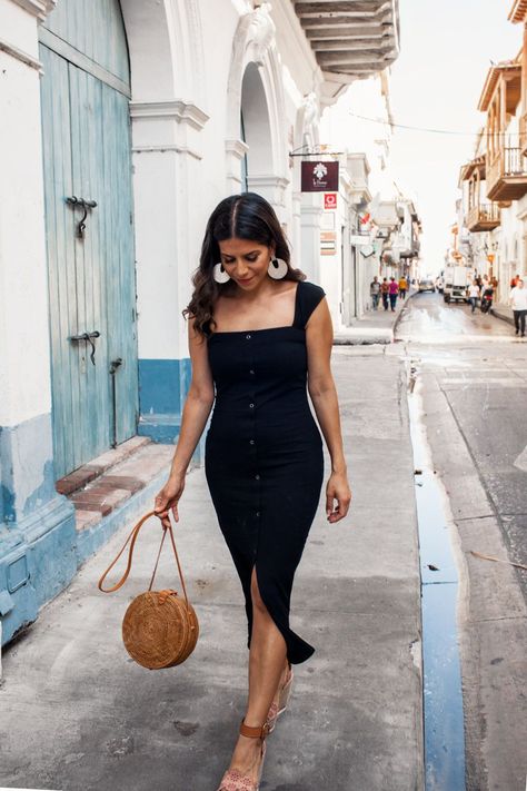 Black midi dress+camel wedges+rattan round crossbody bag+earrings. Summer Dressy Casual Outfit 2018 Beach Date Outfit, Olivia Jeanette, Date Night Outfit Classy, Dressy Casual Outfits, Beach Outfits, Going Out Outfits, Summer Night, Date Outfits, Dressy Casual