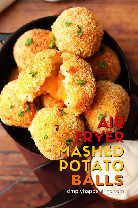 Air Fryer Mashed Potato Balls Mashed Potato Cheese Balls, Loaded Mashed Potato Balls, Mashed Potato Balls Recipe, Fried Potato Balls, Fried Mashed Potato Balls, Stuffed Mashed Potatoes, Fried Mashed Potatoes, Potato Balls Recipe, Potato Cheese Balls