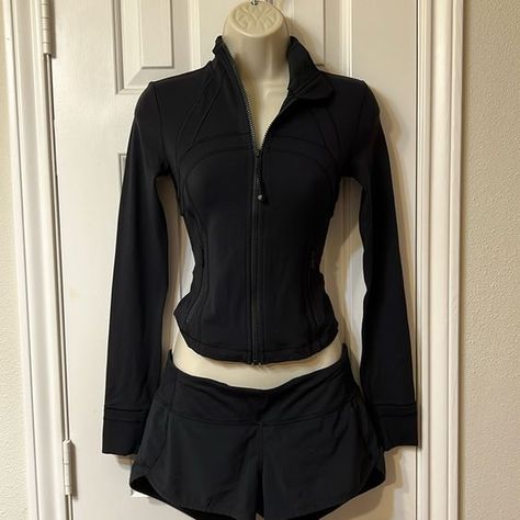 90 Degree by Reflex Women’s Lightweight, Full Zip Running Track Jacket Fitted Zip Up Jacket, Black Lululemon Jacket Outfit, 2000s Fashion Outfits Black, Lululemon Jacket Outfit, Lululemon Define Jacket Outfit, Define Jacket Outfit, Lululemon Outfit Ideas, Lulu Lemon Outfits, Lululemon Define Jacket Black