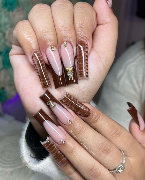 17 Gorgeous Fall French Square Nails Ideas - thepinkgoose.com Brown Croc Print Acrylic Nails, Brown French Tip Nails With Rhinestones, Brown Croc Nails, Croc Nails Acrylic, Crocodile Nail Design, Crocodile Print Nails, Alligator Nails, French Square Nails, Croc Print Nails