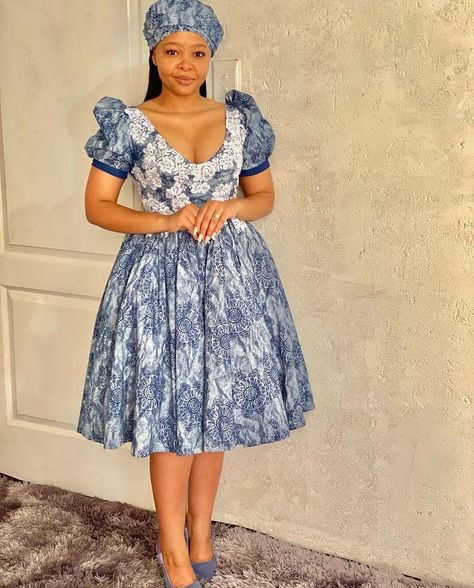 German Print Dress Patterns, Phinifa Designs, Leteisi Dress Patterns, Lobola Dresses, Shweshwe Patterns, Setswana Traditional Dresses, Shweshwe Dresses Patterns, Shweshwe Dresses For Makoti, Lobola Outfits