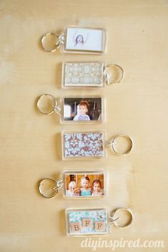 Modpodgeable DIY Photo Key Chains - http://www.diyinspired.com/modpodgeable-diy-photo-key-chains/ #diyinspireddotcom Diy Paper Christmas Ornaments, Key Chains Diy, Picture Keychain, Keychain Craft, Paper Christmas Ornaments, Photo Keychain, Christmas Gifts For Boyfriend, Fathers Day Crafts, Paper Christmas