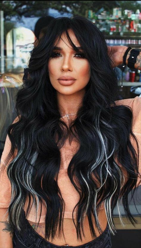 Black Hair Peekaboo, Two Toned Hair Underneath, Hair Color For Brunettes Balayage, Color For Brunettes Balayage, Brunette Money Piece, Hair Colors Trending, Two Tone Hair, Creative Hair Color, Dyed Hair Inspiration