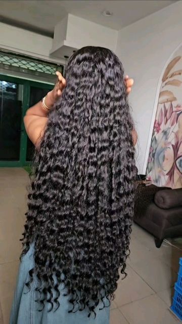 Omark hair and accessories on Instagram: "Hair!���😍  Hair type: Raw Indian curly  Weight: 400g/closure  Length: 32 inches.  Price: N998k.  Order processing time: 3 to 4 weeks  Click on the link in the bio to order.  #omarkhair #rawhair ##trending #hairvendor #anambravendor #explorepage #reelsinstagram" Raw Indian Curly Hair Sew In, Indian Hair Aesthetic, Hair Goals Aesthetic, Curly Indian Hair, Indian Curly Hair, Curly Hair Sew In, Long Natural Curly Hair, Hair Content, Raw Indian Hair