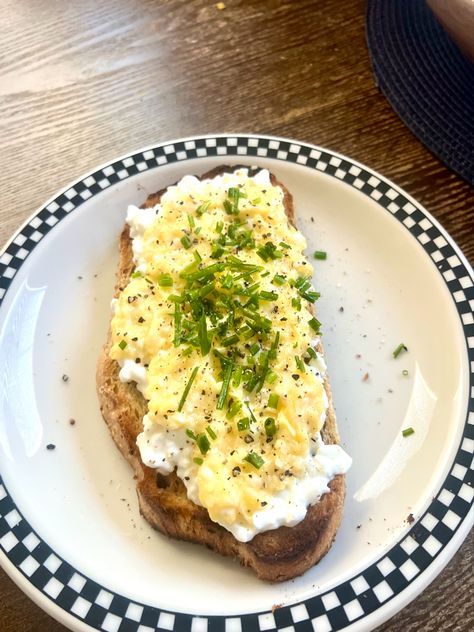 #breakfast #eggtoast #eggs #sourdough #recipe #toastie #cottagecheese Eggs On Sourdough Toast, Sourdough Toast, Sourdough Recipe, Egg Toast, September 23, Sourdough Bread, Cottage Cheese, Healthy Food, Toast