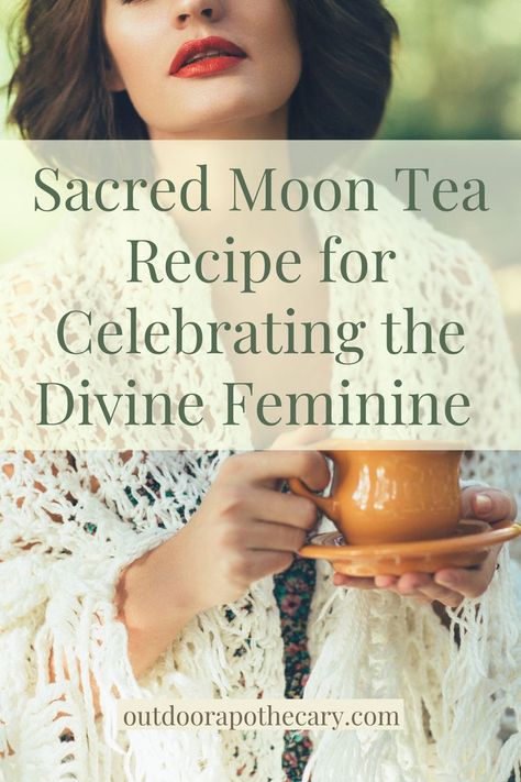 Moon Tea Recipe, Full Moon Tea, Moon Tea, Reading Tea Leaves, Tea Etiquette, Herbs List, Milk Tea Recipes, Tea Places, Moon Time