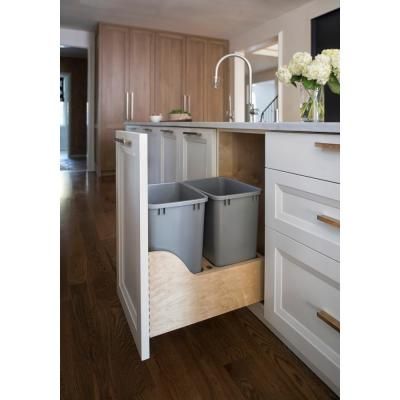 Pull Out Trash Cans, Trash Can Cabinet, Trash Containers, Your Trash, Rev A Shelf, Waste Container, Recycling Center, Kitchen Waste, Kitchen Tops