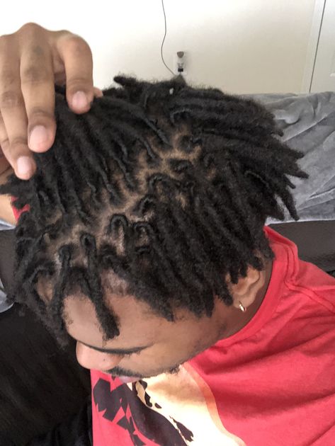 IG @deop_locd Small Dreads Men, Selfie Reference, Short Hair Dreadlocks, Single Braids Hairstyles, Small Dreads, Dreads Short Hair, Cabelo Black, Hair Twists Black, Boy Braids Hairstyles