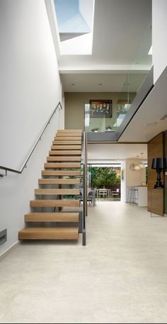 Home Decor Stairs, Decor Stairs, Modular Bathrooms, Bungalow Renovation, Hallway Designs, House Extension Design, Home Stairs Design, Minimalist House Design, Creative Freedom