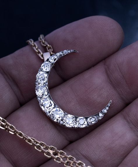 Diamond Crescent Moon Necklace, Moon Priestess, Lunar Dragon, Diamond Moon Necklace, Vintage Engagement Rings Simple, Crescent Moon Jewelry, Gold Crescent Moon, Vintage Engagement Rings Unique, Pendant Brooch