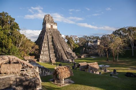 Los mayas de Tikal pudieron tener parques como los de las grandes ciudades actuales Guatemala City, Tikal, Mayan Ruins, Conde Nast Traveler, Ancient Ruins, Travel Tours, San Pedro, Ubud, Ancient Cities