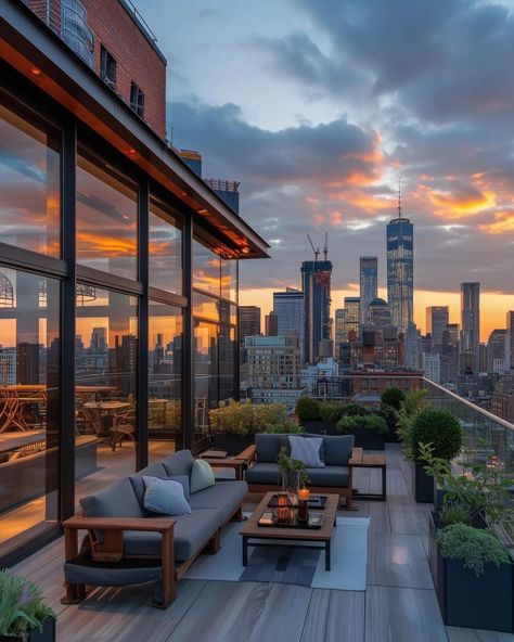 Dream New York City Loft? 🗽 - By: @luxrevive - #modernhomes #modernhome #modernarchitecture #villa #haus #interiorlove #dreamhouse… | Instagram Condo Aesthetic, Apartamento New York, Penthouse Aesthetic, Appartement New York, Nyc Penthouse, New York Penthouse, Apartment View, Dream Life House, Penthouse Apartment