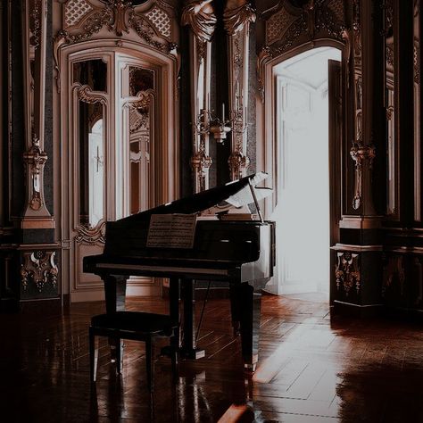 Piano Room Aesthetic, Vintage Piano Aesthetic, Dark Academia Music, Musical Academia, Academia Aesthetic Room, Room Aesthetic Dark, Bedroom Aesthetic Dark, Academia House, Piano Photography