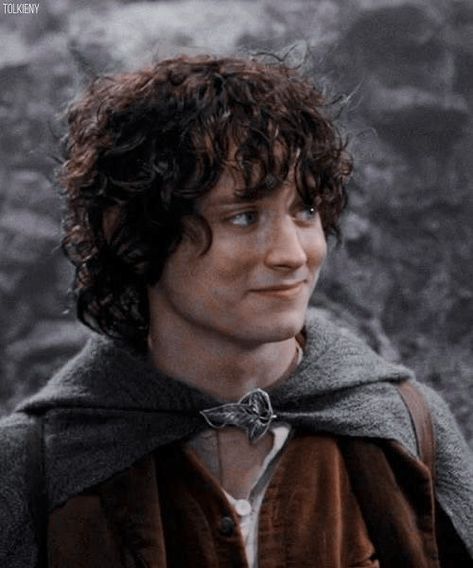 Frodo Baggins, Into The West, Elijah Wood, Between Two Worlds, The Two Towers, Fellowship Of The Ring, The Shire, Jrr Tolkien, Legolas