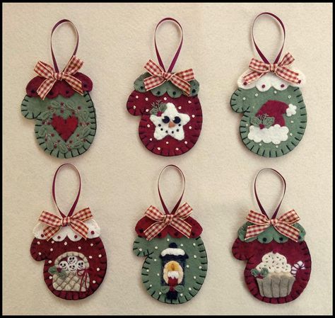 Six simply adorable little ornaments!  A perfect addition to any Christmas Tree! Each one measures approximately 2 3/4 inches and can be made using wool felt or wool. Stitch up a bunch and give as fun little gifts, or keep them all for yourself! Kits (with the pattern included) are available here... https://www.etsy.com/listing/1784490090/merry-mittens-wool-felt-ornament-kit This is an e-pattern and not a paper pattern! As soon as payment is received, your pattern will be available for downloadi Wool Ornaments Christmas, Applique Christmas Ornaments, Christmas Handicrafts, Things To Sell On Etsy, Felt Mittens, Wool Ornaments, Sew Christmas, Applique Christmas, Mitten Ornaments