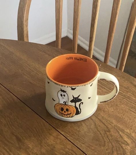 Studera Motivation, Fall Boards, Fall Mood Board, Pretty Mugs, Pumpkin Spice Season, Keramik Design, Season Of The Witch, Fall Pictures, Halloween Mug