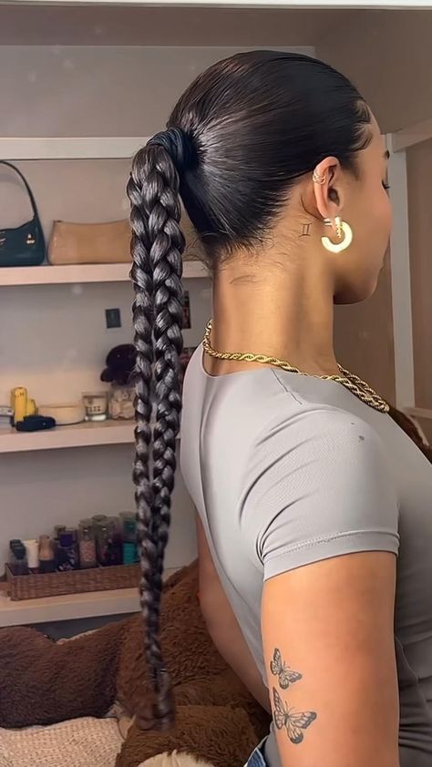 Gym Hairstyles, Curly Hair Styles Easy, Hairdos For Curly Hair, Slicked Back Hair, Peinados Fáciles Para Cabello Corto, Hair Stylies, Slick Hairstyles, Hair Stylist Life, Sleek Hairstyles