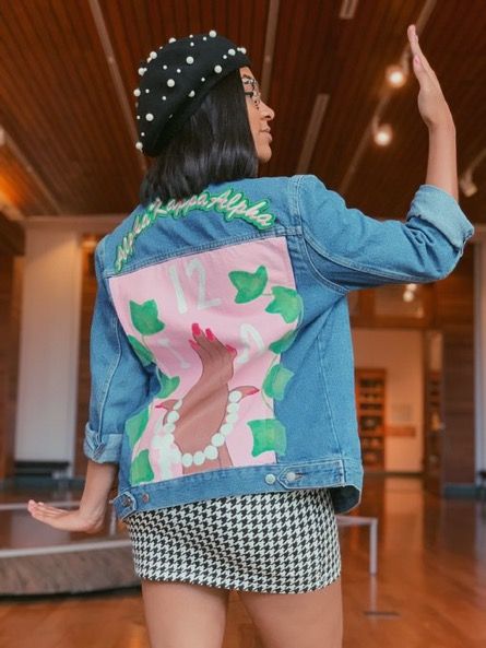 AKA jean jacket Alpha Kappa Alpha Denim Jacket, Aka Line Jacket Designs, Aka Outfits, Hbcu Life, Aka Fashion, Aka Apparel, Jean Jacket Design, Nursing Pictures, Aka Sorority Gifts