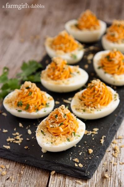 Crumb Topping Recipe, Sriracha Deviled Eggs, Devilled Eggs Recipe Best, Deviled Eggs Recipe Classic, Garlic Toast, Best Deviled Eggs, Deviled Eggs Easy, Bacon Deviled Eggs, Deviled Eggs Recipe