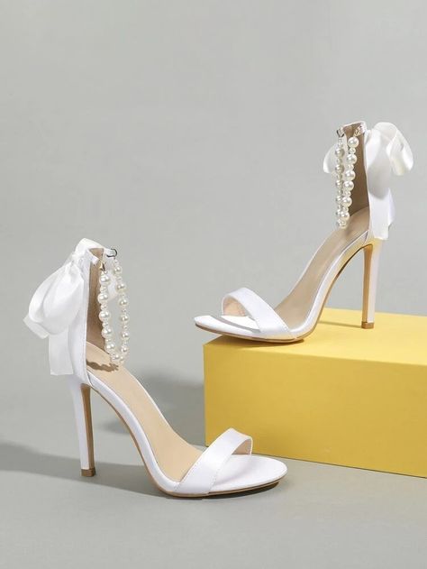 Wedding Shoes Stilletos, Pearl Ankle Strap Heels, White Heels Aesthetic Princess, Fancy White Heels, White Quince Heels, White Heels Pearls, Heels Classy Elegant White, White Heels With Pearls, White Princess Heels