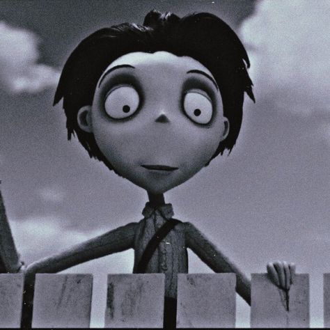 #Frankenweenie Tim Burton Cartoons, Frankenweenie Aesthetic, Tim Burton Disney, Helloween Wallpaper, Tim Burton Characters, Victor Frankenstein, Tim Burton Style, Tim Burton Art, Girl Cartoon Characters