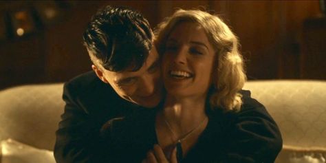 best of peaky blinders on Twitter: "tommy & grace shelby https://t.co/pncjsLqO2s" / Twitter Thomas And Grace Shelby, Thomas And Grace, Grace Shelby, Peaky Blinders Grace, Peaky Blinders Series, Peaky Blinders Wallpaper, Peaky Blinders Thomas, Peaky Blinders Tommy Shelby, Peaky Blinders Quotes