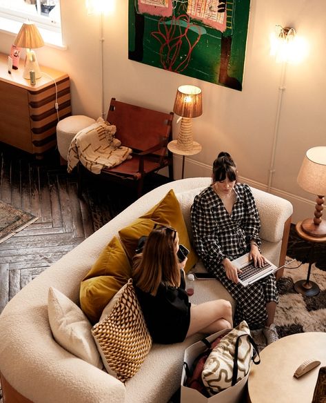 Soho Home on Instagram: “To help you bring the House home, we've introduced Soho Home Design.⁠ ⁠ This service allows you to work with our interior style managers,…” Soho Works, Soho House Barcelona, House Vibes, Soho Home, Soho House, Year Plan, Book An Appointment, Home Studio, Kotatsu Table