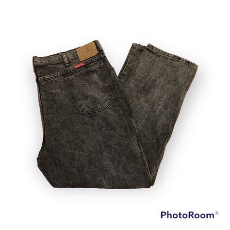 "Vintage Sedgefield Jeans Men's 44 x 30 Dark Gray Black Stonewashed USA 1980's Vintage 1980's men's Sedgefield jeans. Marked size 44 x 30 and measure true to size. Please see below measurements to ensure proper fit. These are a dark gray/black stonewashed look. It was hard to capture the exact color in the photos but I would say that the third photo in the listing illustrates it best. Excellent vintage condition with no notable flaws. Please see ALL photos and feel free to ask any questions. Wai Vintage Romper, Acid Wash Jeans, Jeans Mens, 1980s Vintage, Dark Gray, Mens Jeans, Feel Free, Grey, Trending Outfits