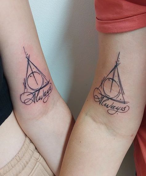 Sister Harry Potter Tattoos, Sister Tattoos Disney, Harry Potter Sibling Tattoos, Sister Tattoos Harry Potter, Harry Potter Couple Tattoos, Best Friend Tattoos Harry Potter, Best Friend Tattoo Harry Potter, Matching Harry Potter Tattoos Sisters, Matching Harry Potter Tattoos