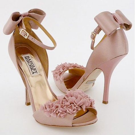 Blush bridal shoes Wedding Dresses Blush Pink, Blush Pink Wedding Shoes, Wedding Shoes Bow, Blush Wedding Shoes, Bridesmaids Heels, Blush Shoes, Badgley Mischka Shoes Wedding, Wedding Shoes Bridesmaid, Blush Pink Wedding Dress