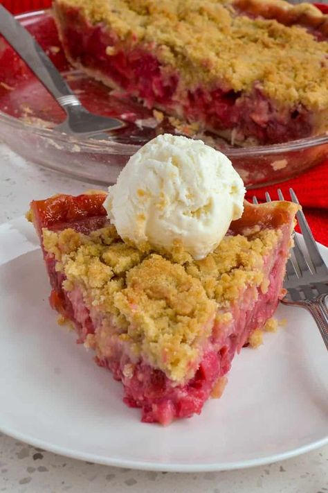 Rhubarb And Custard Recipes, Rhubarb Pie Filling, Rhubarb Crumble Pie, Rhubarb Pies, Strawberry Rhubarb Pie Filling, Rhubarb Custard Pie, Rhubarb Desserts Recipes, Rhubarb Pie Recipe, Strawberry Rhubarb Recipes