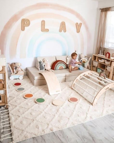 Boho Toddler Room, Structured Play, Activity Sensory, Rainbow Playroom, Small Playroom, Baby Playroom, Sensory Learning, Montessori Playroom, Montessori Room