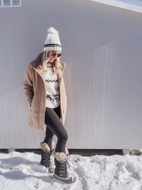 Sorel Snow Angel Boots Outfit, Sorel Boots Outfit Winter, Sorrel Boots Outfit, Sorel Boot Outfit, Sorel Boots Outfit, Winter Fashion Cold Weather, Sorrel Boots, Fashion Cold Weather, Snow Boots Outfit