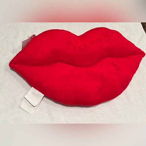 Room 2 Room | Plush Lip Shaped Pillow. Colors: Red Materials: Polyester Size: 21.6”X12.6” Brand New, With Tags, Red Plush Lip Shaped Pillow. Very Soft. Brand New. Nwt. #Lip #Lips #Pillow #Decor #Home #Homedecor #Valentinesday #Valentines #Love #Kiss #Puckerup #Pucker Red Bedroom Decor, Black Cat Pillow, Lips Pillow, Yellow Couch, Cuddle Pillow, Shabby Chic Pillows, Shaped Pillow, Dorm Ideas, Bedroom Red