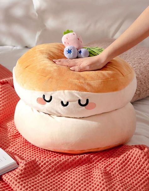 softness daily ✨ on X: "mochi pancake plushie 🎀 https://t.co/EpdNbiJvSo" / X Netflix Watch List, Mochi Plush, Souffle Pancake, Souffle Pancakes, Japanese New Year, Cute Squishies, Kawaii Plush, Kawaii Plushies, Cute Pillows