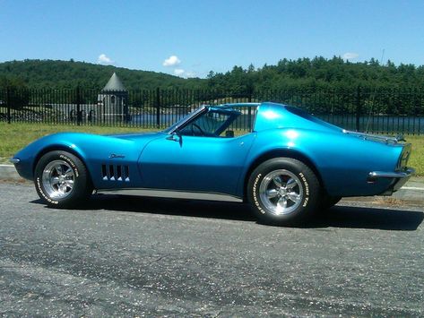 1970s Corvette Stingray, Corvette Summer, 1969 Corvette, Old Corvette, C3 Corvette, Corvette C2, Corvette C3, Chevy Cars, Classic Corvette