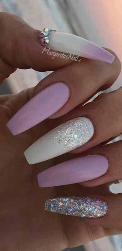 PINTEREST: @LOVEMEBEAUTY85 White Glitter Nails, Acrylic Coffin, Super Nails, Nails 2020, Colorful Nail Designs, Coffin Nails Designs, Pretty Acrylic Nails, Fancy Nails, Nail Arts