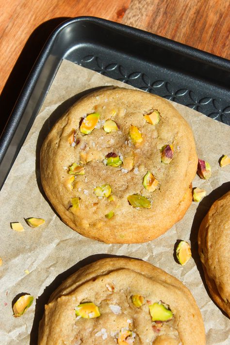 Maple Pistachio Cookies - Taffey Bakery Small Batch Peanut Butter Cookies, Pistachio Scones, Taffey Bakery, Raspberry Blondies, Lemon Blondies, Maple Cookies, Pistachio Recipes, Pistachio Cookies, Chocolate Chip Bars