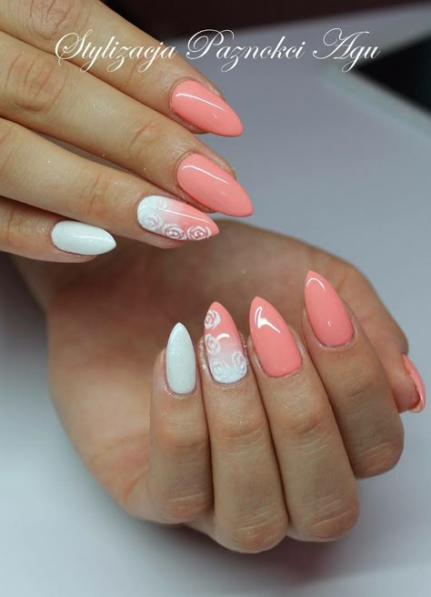 Semilac 001 strong white, 055 peach milk Ongles Nails, Peach Nails, Almond Shape Nails, Oval Nails, Beautiful Nail Designs, Unique Nails, Fancy Nails, Gorgeous Nails, Ombre Nails